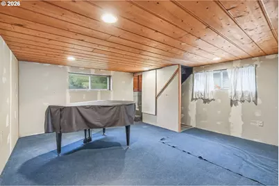 414 S 2nd St, Oregon City, OR 97045 - Photo 9