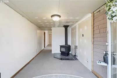 414 S 2nd St, Oregon City, OR 97045 - Photo 5