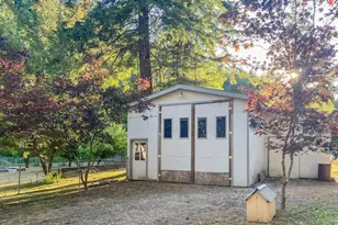 358 Anita Ln, Glide, OR 97443 - Photo 25