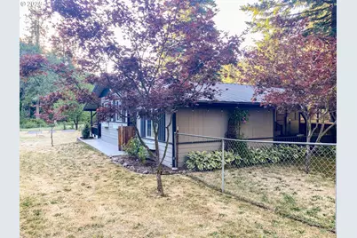 358 Anita Ln, Glide, OR 97443 - Photo 17