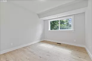 1011 NW 334th Ave, Hillsboro, OR 97124 - Photo 27