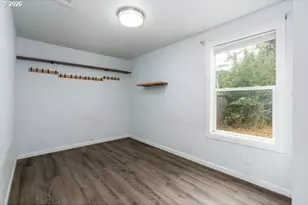 295 N 8th St, Saint Helens, OR 97051 - Photo 17