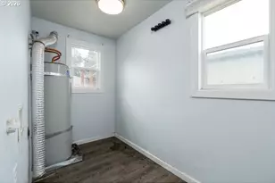 295 N 8th St, Saint Helens, OR 97051 - Photo 19