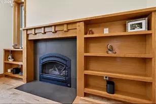 4312 Wendell Ln, Eugene, OR 97405 - Photo 11