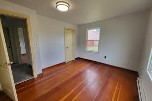 1865 J St, Springfield, OR 97477 - Photo 11