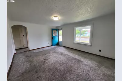1865 J St, Springfield, OR 97477 - Photo 5
