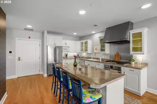 2020 SW Market St Dr, Portland, OR 97201 - Photo 11