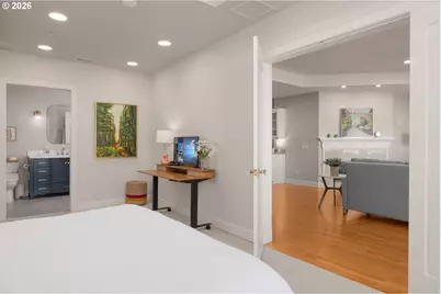 2020 SW Market Street Dr #303, Portland, OR 97201 - Photo 23