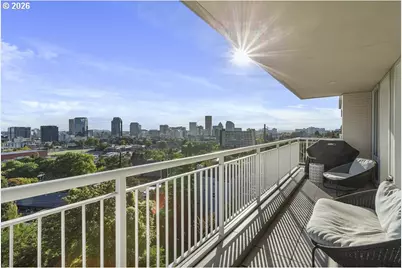 2020 SW Market Street Dr #303, Portland, OR 97201 - Photo 5