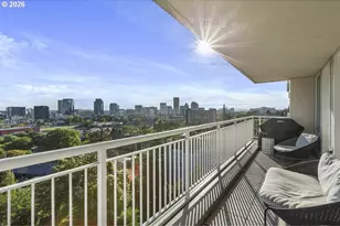 2020 SW Market St Dr, Portland, OR 97201 - Photo 5