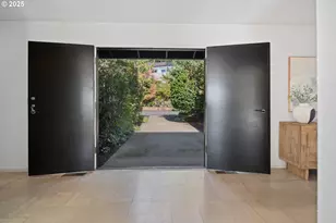 3450 SW 44th Ave, Portland, OR 97221 - Photo 3