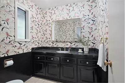 3450 SW 44th Ave, Portland, OR 97221 - Photo 17