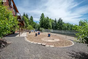 251 Beasley Rd, Kelso, WA 98626 - Photo 37