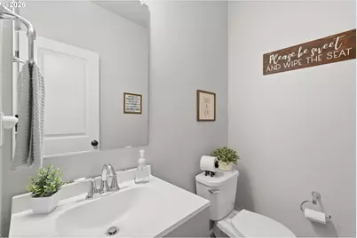 346 SW Mt Mazama St, McMinnville, OR 97128 - Photo 21