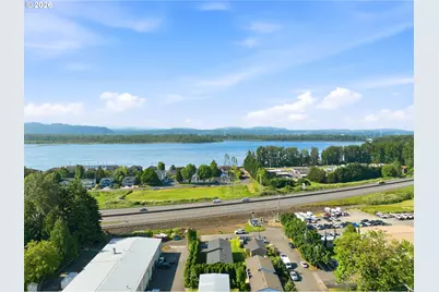 1715 SE 9th Ave, Camas, WA 98607 - Photo 3