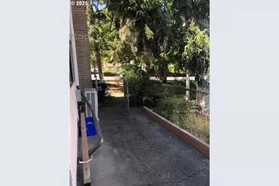 2765 Almaden St, Eugene, OR 97405 - Photo 21