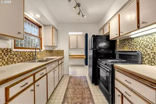 8514 N Dana Ave, Portland, OR 97203 - Photo 11