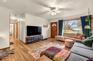 8514 N Dana Ave, Portland, OR 97203 - Photo 5