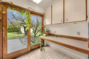 8514 N Dana Ave, Portland, OR 97203 - Photo 13