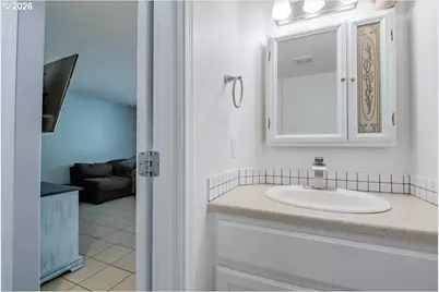 1653 S 6th St, Independence, OR 97351 - Photo 13