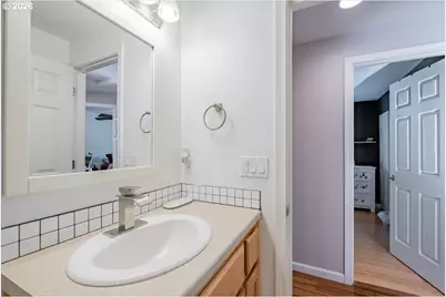 1653 S 6th St, Independence, OR 97351 - Photo 23