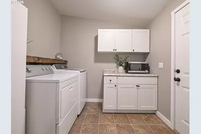 20525 S Farris Ct, Colton, OR 97017 - Photo 21