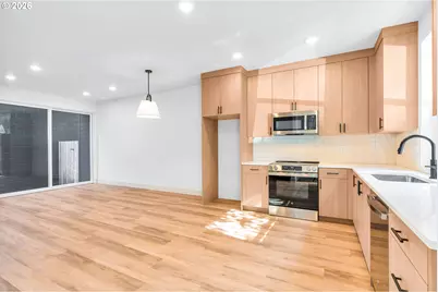 2383 SE 45th Ave, Portland, OR 97215 - Photo 5