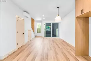2383 SE 45th Ave, Portland, OR 97215 - Photo 9