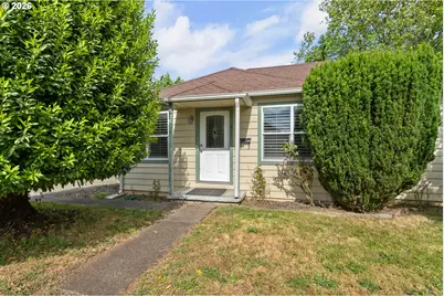 947 W Nebo St, Roseburg, OR 97471 - Photo 3