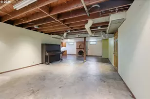 2436 NE Ainsworth St, Portland, OR 97211 - Photo 25