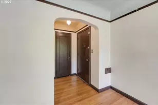 2436 NE Ainsworth St, Portland, OR 97211 - Photo 5