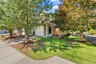 9223 N Hodge Ave, Portland, OR 97203 - Photo 3