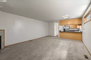 9223 N Hodge Ave, Portland, OR 97203 - Photo 9