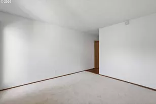 351 SE 146th Ave, Portland, OR 97233 - Photo 13