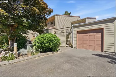 351 SE 146th Ave #8, Portland, OR 97233 - Photo 1