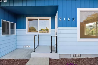2165 Lewis St, North Bend, OR 97459 - Photo 3