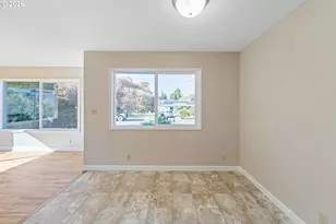 2165 Lewis St, North Bend, OR 97459 - Photo 9