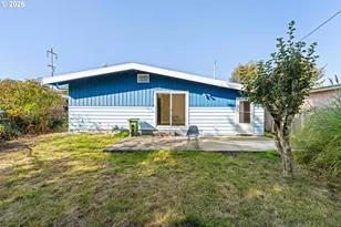 2165 Lewis St, North Bend, OR 97459 - Photo 27