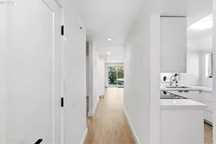 11742 SW Boones Bend Dr, Beaverton, OR 97008 - Photo 5