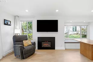 11742 SW Boones Bend Dr, Beaverton, OR 97008 - Photo 29