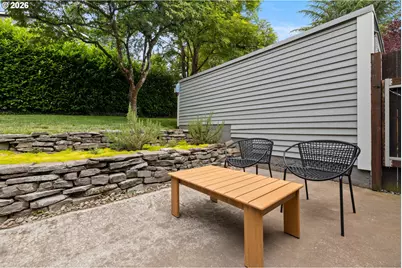 1217 SW Spring Garden St, Portland, OR 97219 - Photo 37