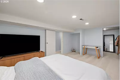 1217 SW Spring Garden St, Portland, OR 97219 - Photo 31