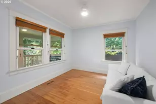 1217 SW Spring Garden St, Portland, OR 97219 - Photo 7