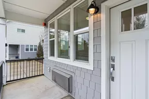114 NE 109th Ave, Portland, OR 97220 - Photo 5