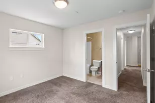 114 NE 109th Ave, Portland, OR 97220 - Photo 19