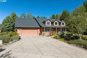 2131 E Willow Loop, Florence, OR 97439 - Photo 3