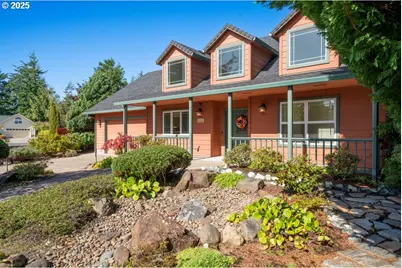 2131 E Willow Loop, Florence, OR 97439 - Photo 1
