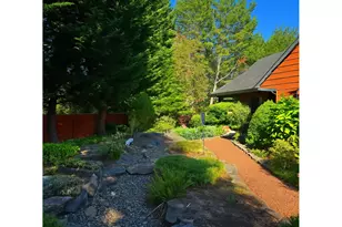 2131 E Willow Loop, Florence, OR 97439 - Photo 47