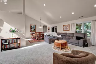 2131 E Willow Loop, Florence, OR 97439 - Photo 13