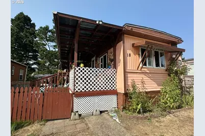 1699 27th St #18, Florence, OR 97439 - Photo 1